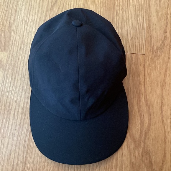❤️ Lululemon Fast and Free Black Hat NWOT - Picture 2 of 8